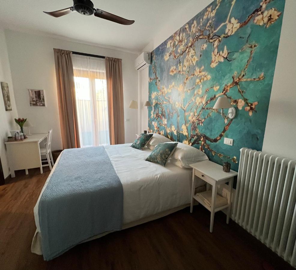 Guest House Le Gemelle Vagabonde 菲乌米奇诺 外观 照片